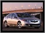 Latarnie, Acura TSX, Estakada