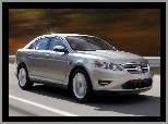 Test, Ford Taurus